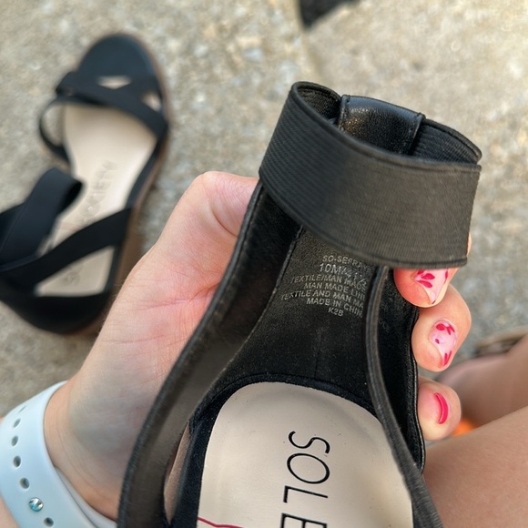 Sole Society Black Sandals with small heel size 10 Women’s - Picture 6 of 6